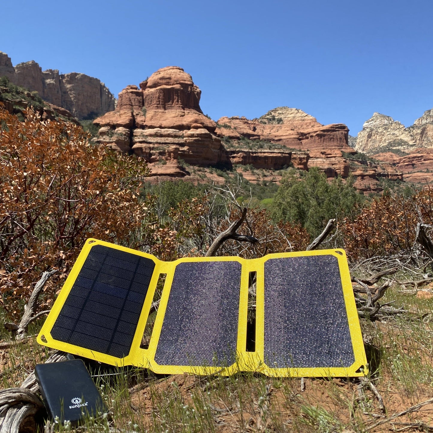 SunJack Foldable Portable Solar Panel Charger with 10 hour power bank battery